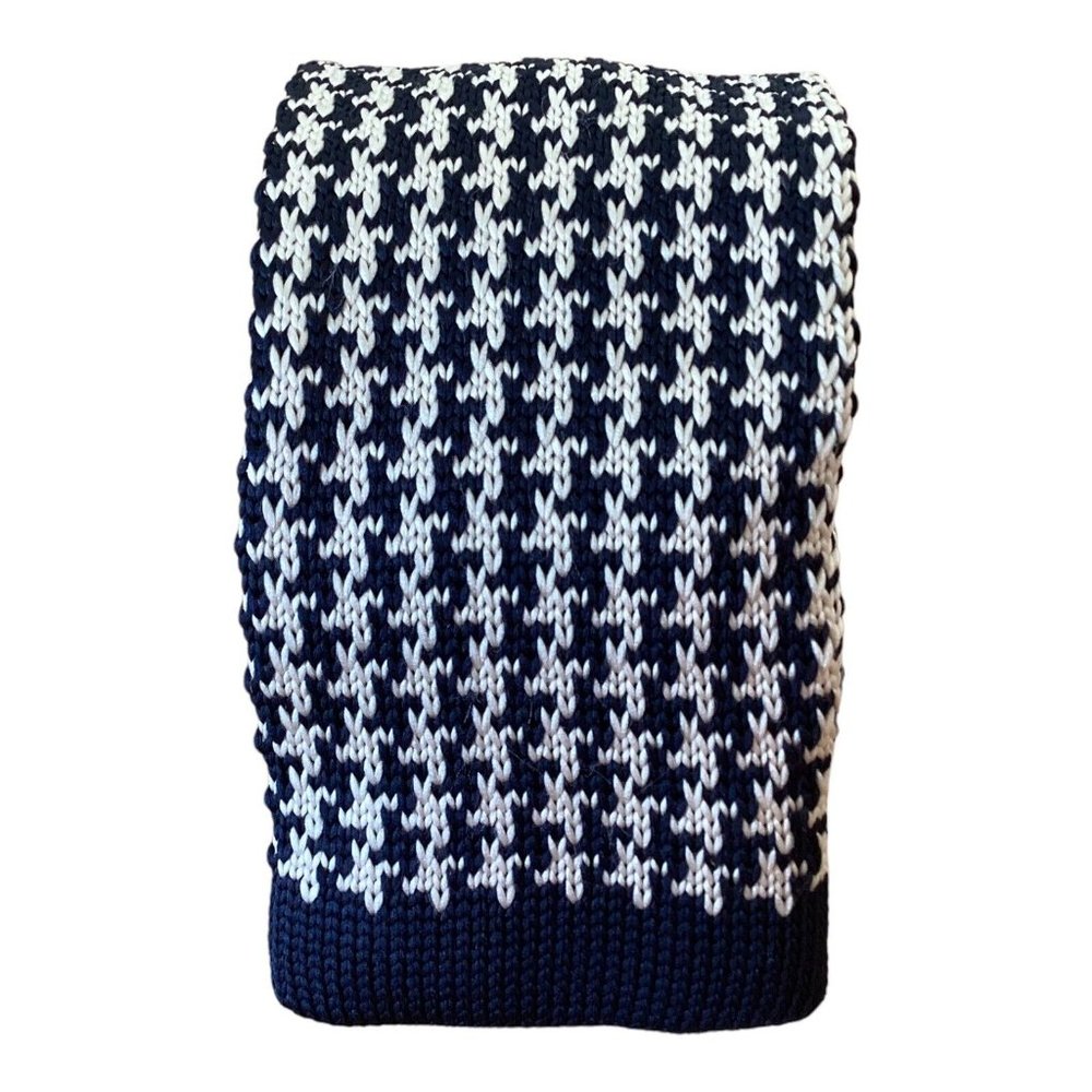 ALCOTT & CO. Blue Houndstooth Polyester Knit Tie Italy 58"- 2.2" EC